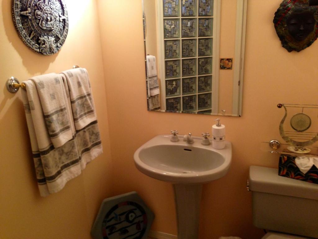 Redwood Meadows Bed And Breakfast Bragg Creek Εξωτερικό φωτογραφία